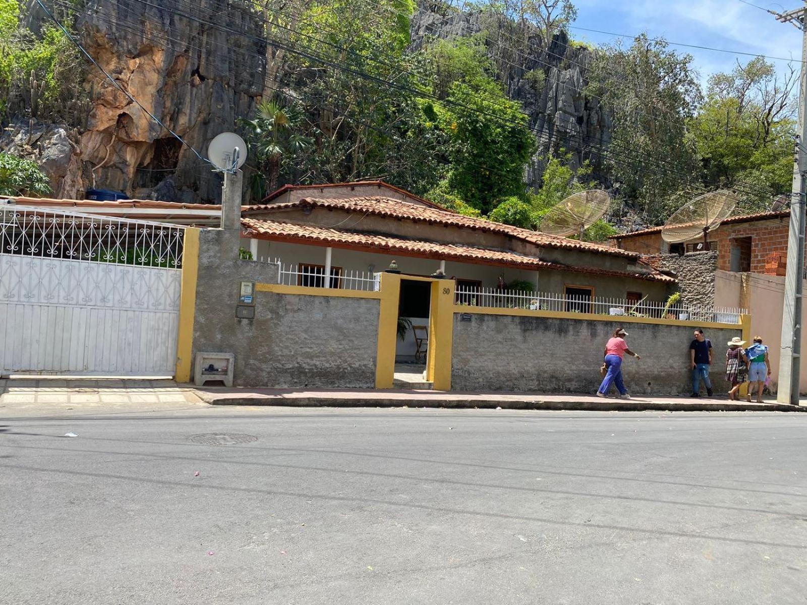 Appartamento Casa Pedacinho Do Morro Bom Jesus da Lapa Esterno foto