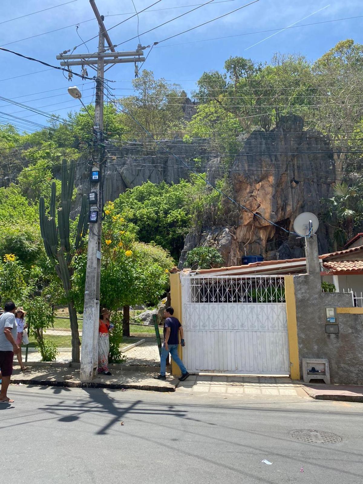 Appartamento Casa Pedacinho Do Morro Bom Jesus da Lapa Esterno foto